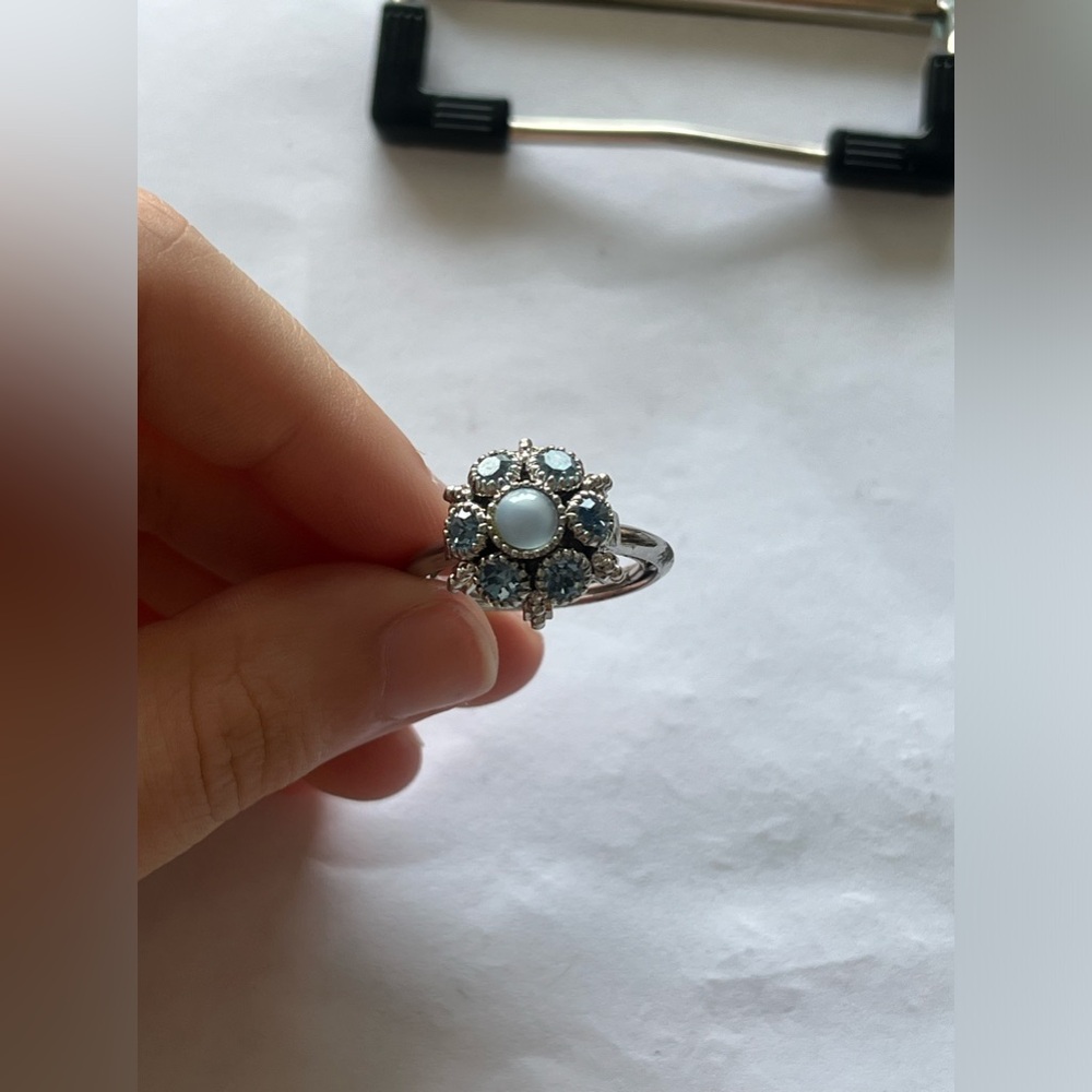Vintage Avon ring size 9